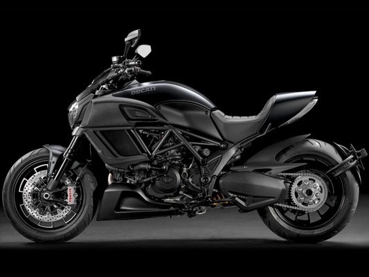 Фото мотоцикла Ducati Diavel